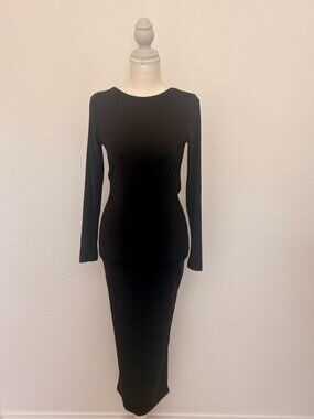 Sleek and sexy Meshki maxi dress Size Small